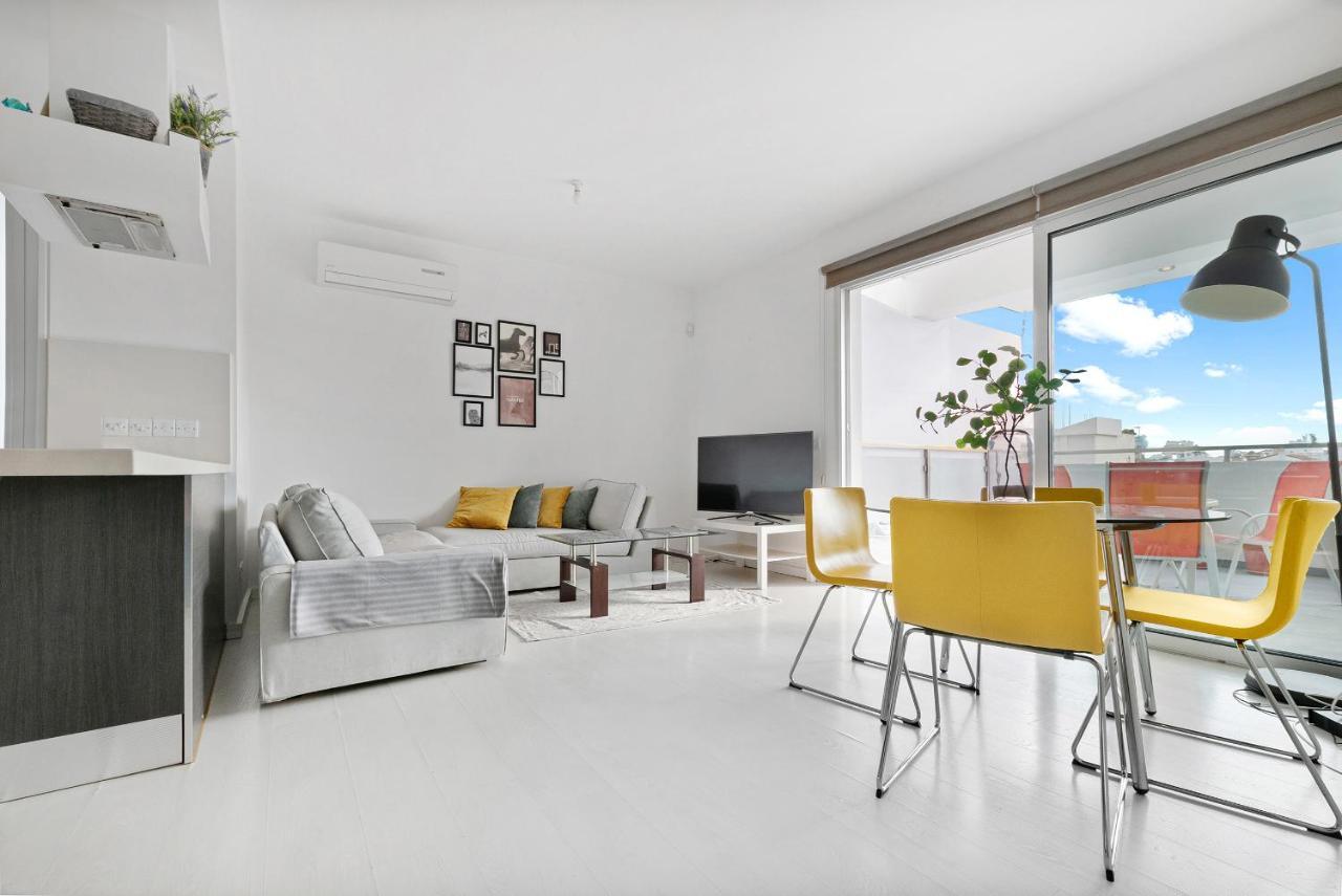 Glabur Stays - The Fabulous 2 Bdr - Nicosia City, Free Parking & Wifi, Welcomes You!!! Ngoại thất bức ảnh